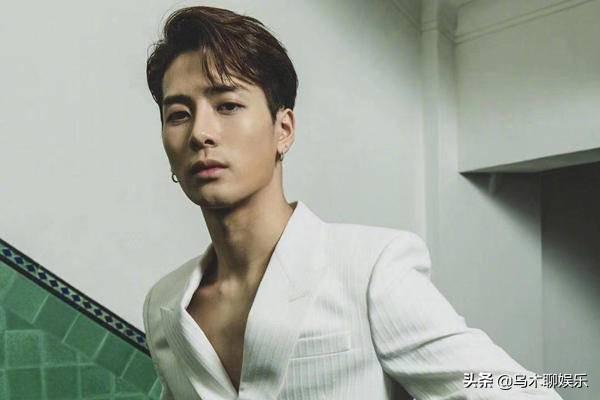 何老师的最新单曲，音符传递友情与家的温暖故事